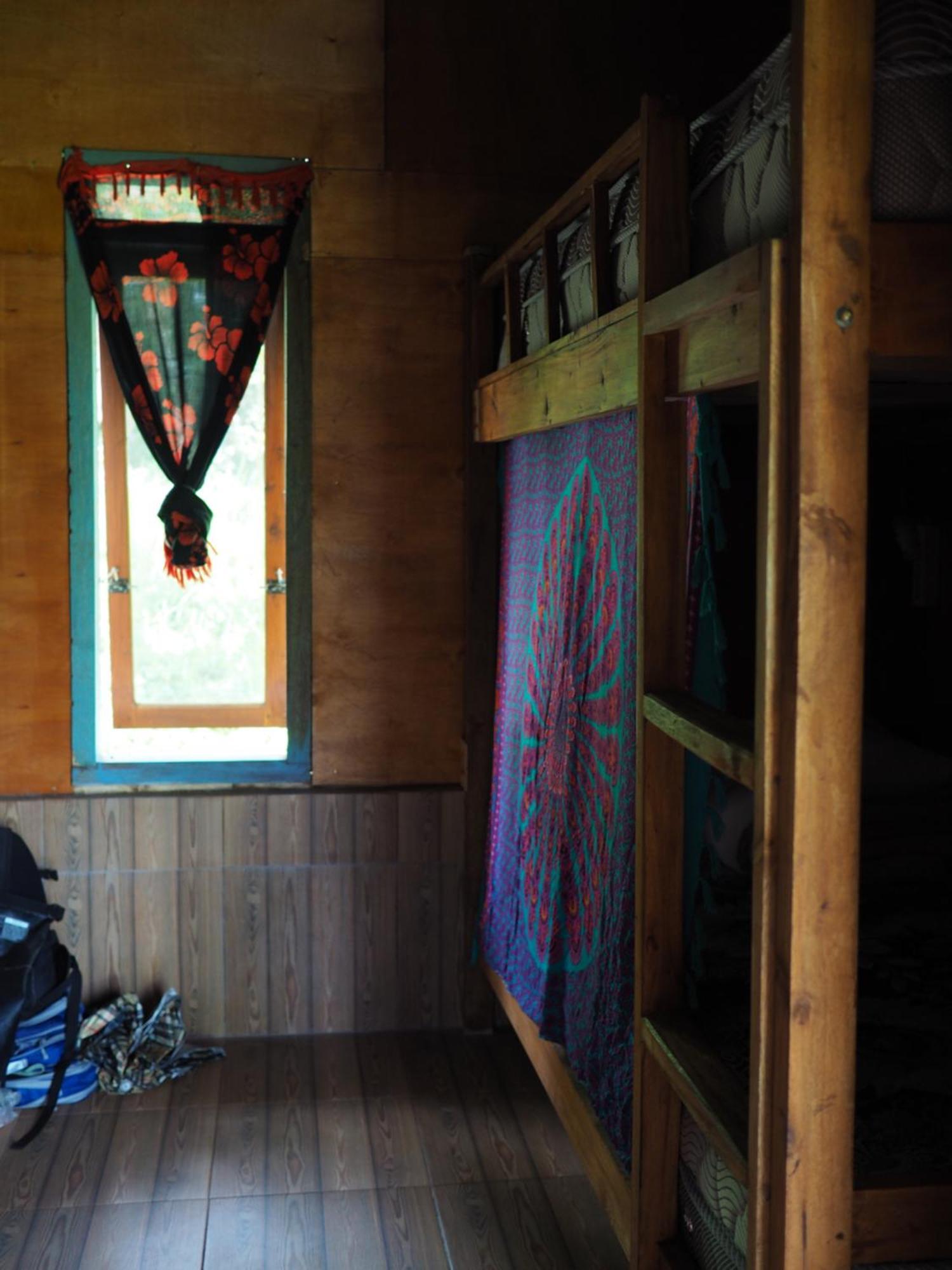 Tetebatu Hostel Bilik gambar